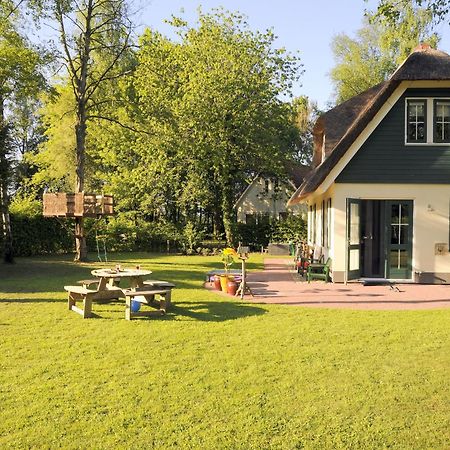 Beautiful Holiday Home In Heeten With Private Garden Bagian luar foto