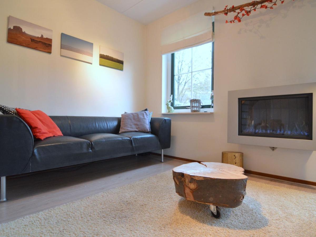 Beautiful Holiday Home In Heeten With Private Garden Bagian luar foto